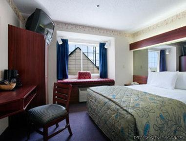 Microtel Inn & Suites By Wyndham Detroit Roseville Ruang foto